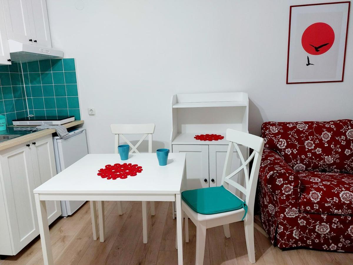Sha La La - Charming, Unique Studio In A Historic Building Next To A Castle, Wifi, Smart Tv, Washer-Dryer Bakar Bagian luar foto