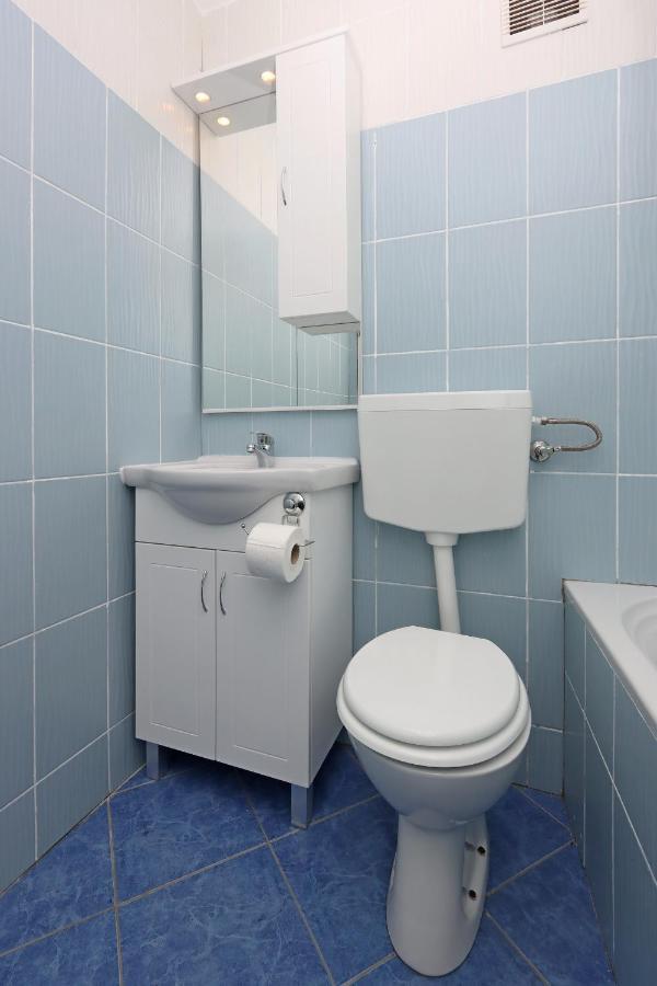 Sha La La - Charming, Unique Studio In A Historic Building Next To A Castle, Wifi, Smart Tv, Washer-Dryer Bakar Bagian luar foto